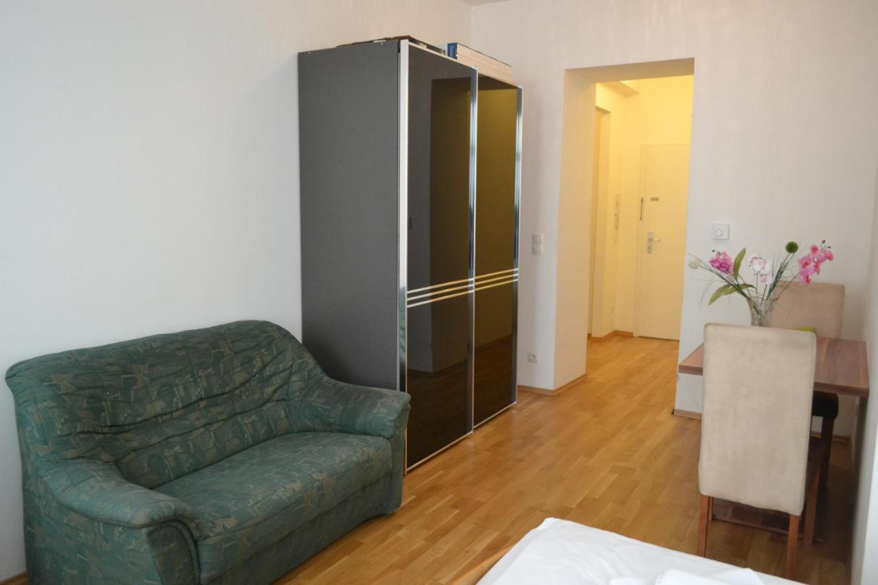 Goldfisch Apartment Taborstrasse Viena Exterior foto