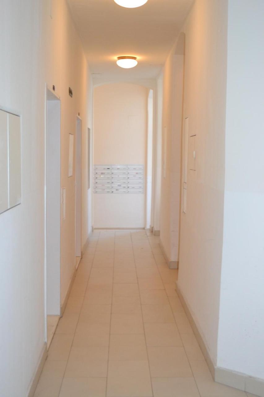 Goldfisch Apartment Taborstrasse Viena Exterior foto